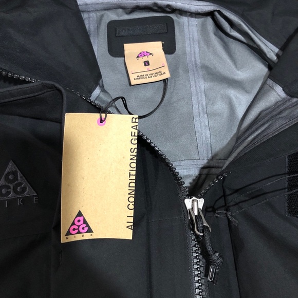 🔴SOLD🔴NWT Nike ACG GORE-TEX HD Hooded Jacket Men - Picture 10 of 13